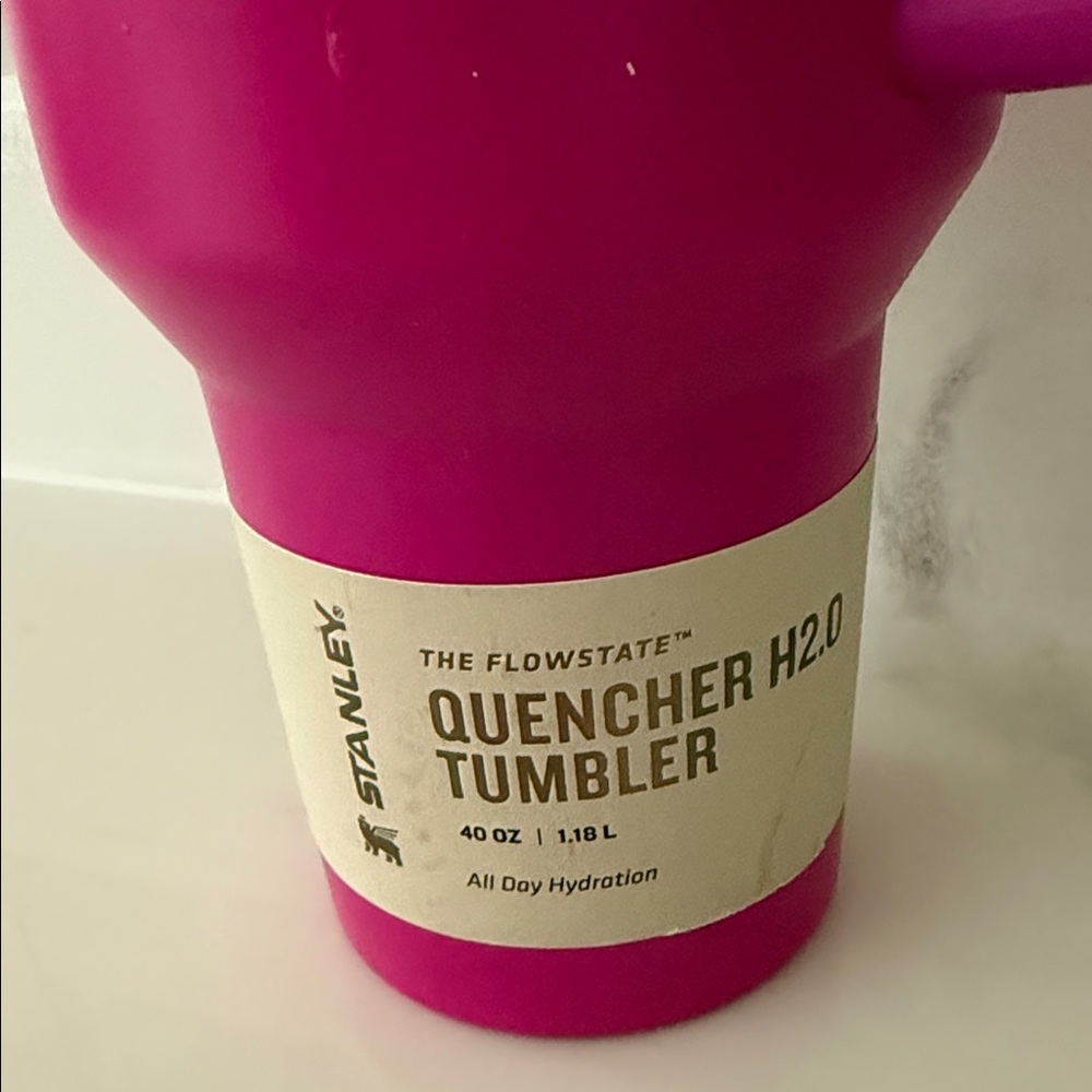 Stanley Quencher H2.0 40 oz Tumbler Vivid Violet - Picture 5 of 9